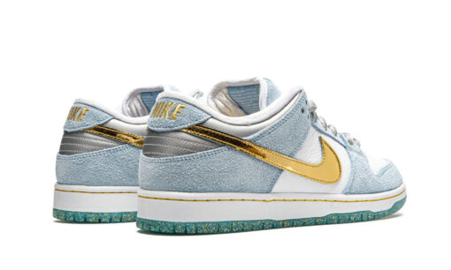 Кроссовки Nike Air Force 1 SB Dunk Low Holiday Special - фото 2