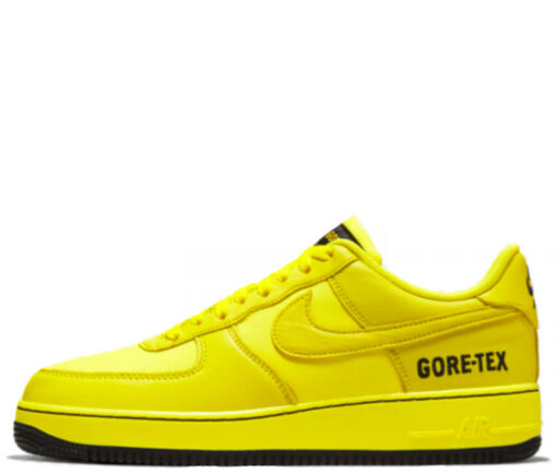 Кроссовки Nike Air Force 1 Gore Tex Yellow - фото 1
