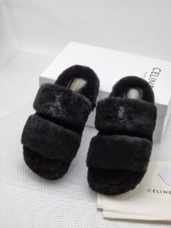 Тапочки женские Celine Fur чёрные