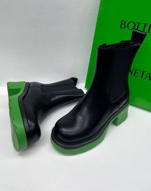 Ботинки женские Bottega Veneta черные A97784 - фото 2