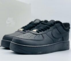 Кроссовки Nike Air Force 1 Low All Black зимние с мехом