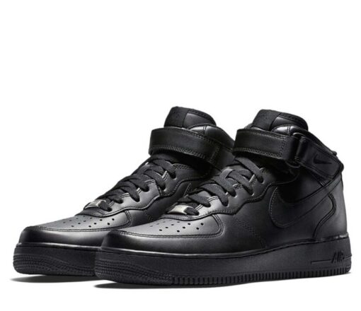 Кроссовки Nike Air Force 1 Mid A101038 All Black зимние с мехом - фото 1