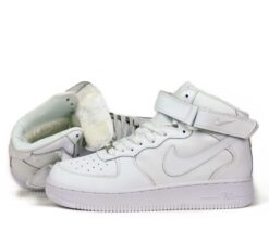 Кроссовки Nike Air Force 1 Mid All White зимние с мехом