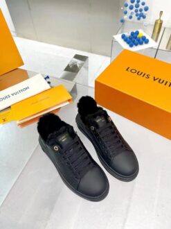 Кроссовки женские Louis Vuitton A100246 с мехом чёрные