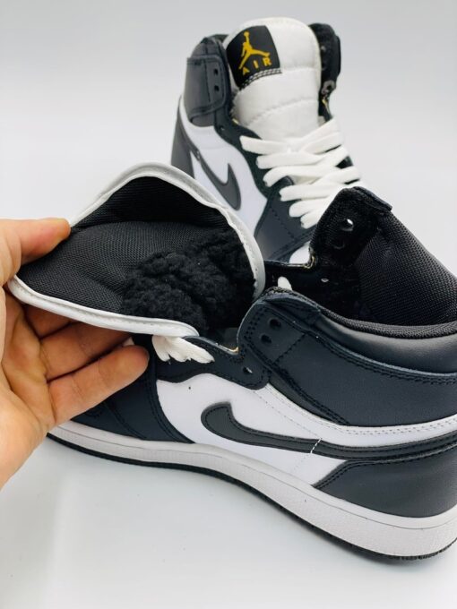 Кроссовки Nike Air Jordan 1 High A100258 зимние с мехом - фото 2