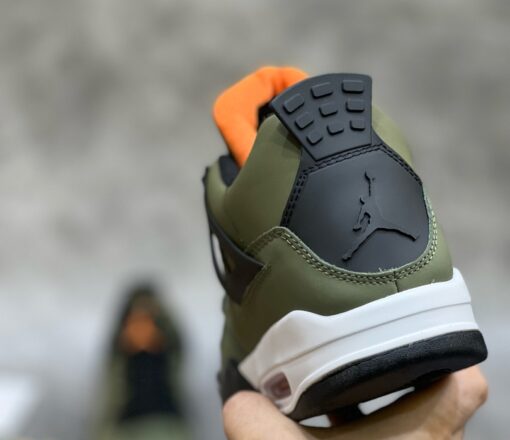 Кроссовки Nike Air Jordan 4 Retro Khahi зимние с мехом - фото 4
