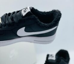Кроссовки Nike Air Force 1 LV8 Black зимние с мехом