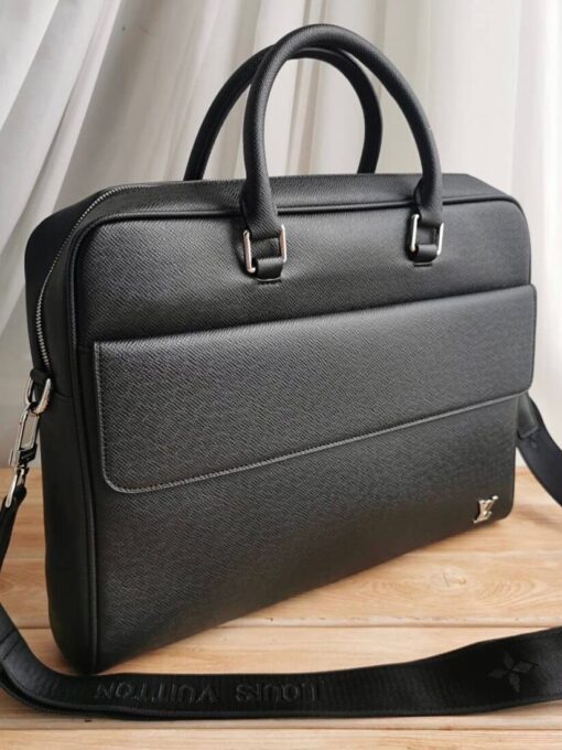 Портфель Louis Vuitton A104317 чёрный 38:28 см - фото 1