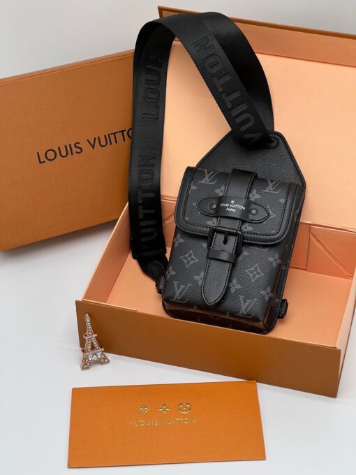 Мужская сумка-кобура Louis Vuitton A104170 из канвы серая 16:14 см - фото 2