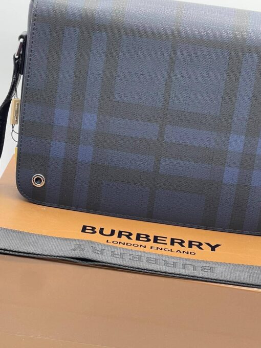 Мужская сумка Burberry A103779 через плечо из канвы премиум 30:25:7 см серая - фото 6
