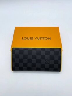 Бумажник Louis Vuitton Brazza A104067 серый / внутри жёлтый 19:10 см