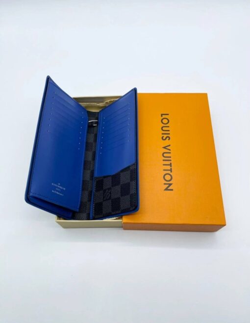 Бумажник Louis Vuitton Brazza A104072 серый / внутри синий 19:10 см - фото 4