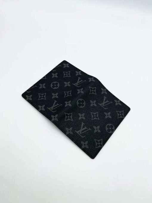 Обложка для паспорта Louis Vuitton A104093 серая 14/10 см - фото 3