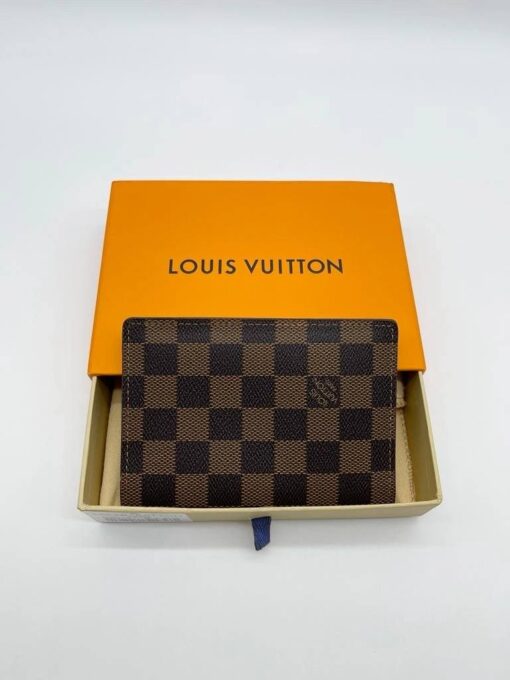 Обложка для паспорта Louis Vuitton A104112 коричневая 14/10 см - фото 1