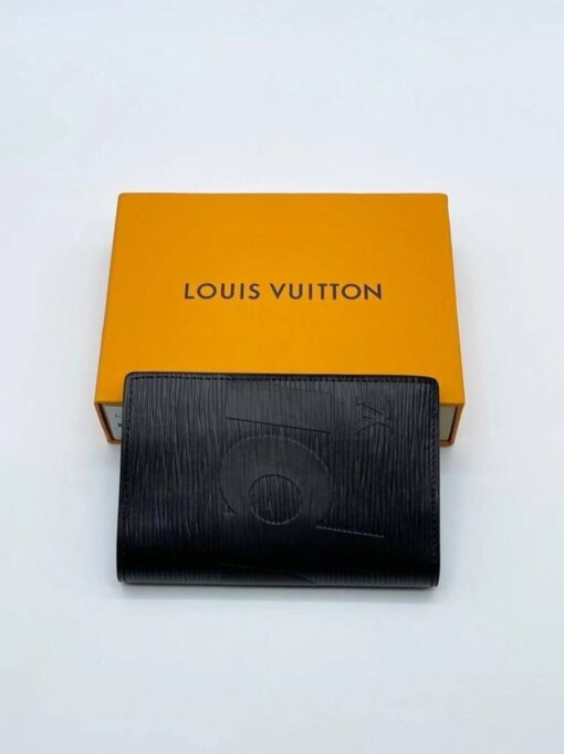 Обложка для паспорта Louis Vuitton A104123 чёрная 14/10 см - фото 2