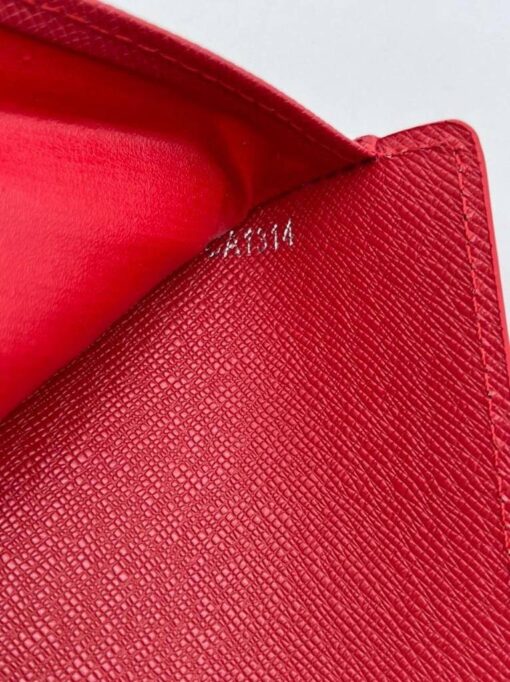 Обложка для паспорта Louis Vuitton A104123 красная 14/10 см - фото 5