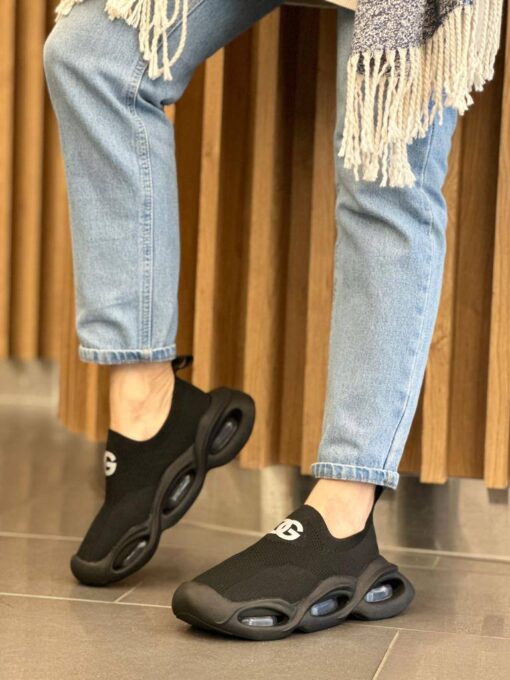 Кроссовки женские Dolce & Gabbana Wave Sock Low A104893 чёрные - фото 1