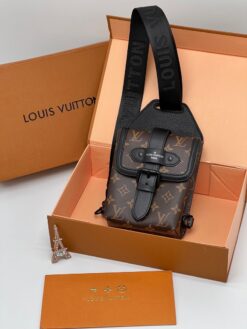 Мужская сумка-кобура Louis Vuitton A104173 из канвы коричневая 16:14 см
