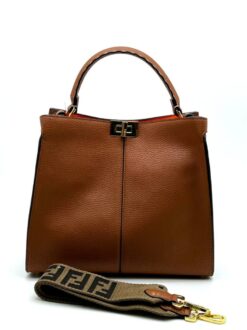 Женская сумка Fendi A107245 коричневая 32x28 см