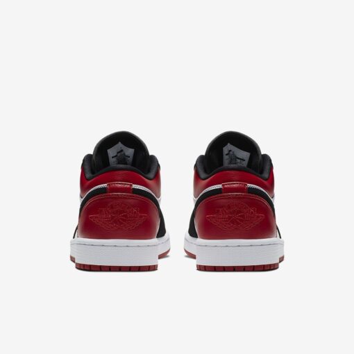 Кроссовки Nike Air Jordan 1 Retro "Black Toe" Low Black White Red - фото 2