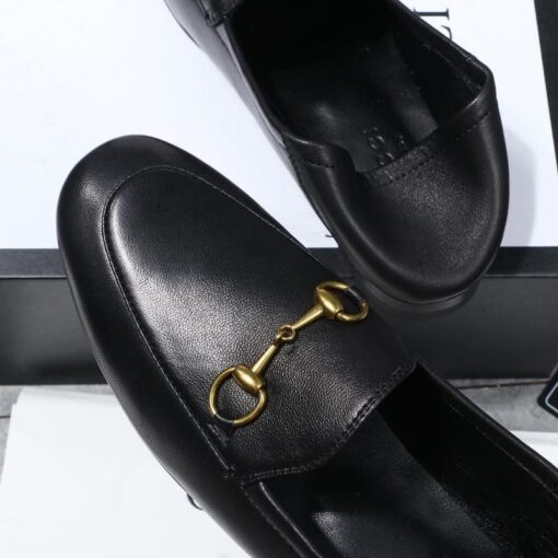 Туфли женские Gucci Brixton Premium A108106 черные - фото 4