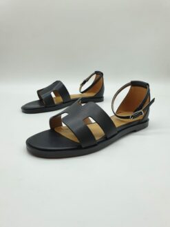 Босоножки женские Hermes Chypre Sandals A110030 кожаные чёрные