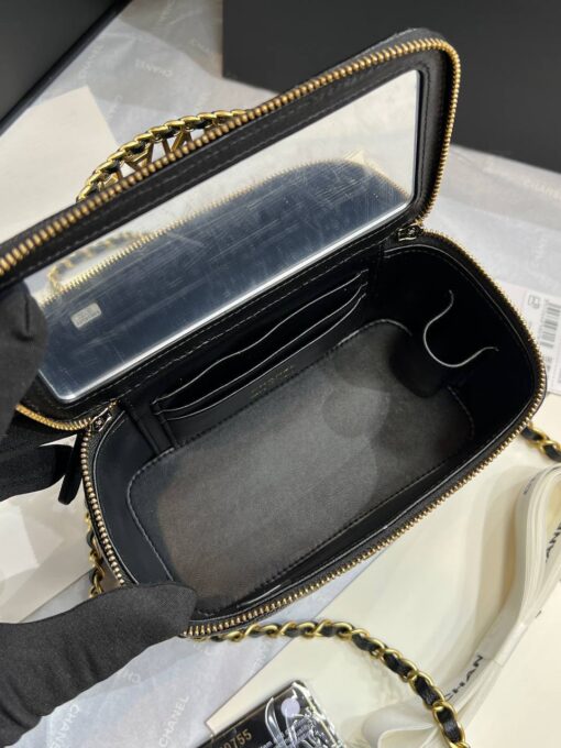 Косметичка Chanel Vanity Case из кожи Caviar 16/10/7 премиум-люкс чёрная - фото 9