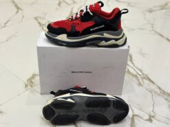 Кроссовки Balenciaga Triple S A112772 чёрные с красным