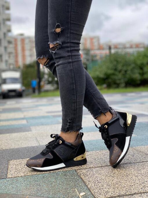 Кроссовки женские Louis Vuitton Run Away A111733 чёрные - фото 4