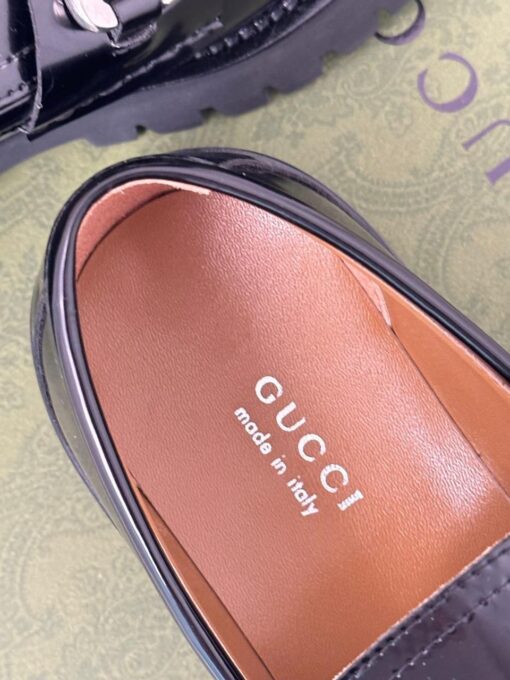 Туфли женские Gucci 756401 DS8J0 с цепочкой и переплетёнными G премиум черные - фото 7