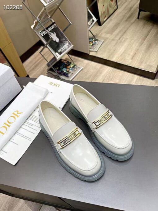 Туфли-лоферы Dior кожаные A113372 белые - фото 2