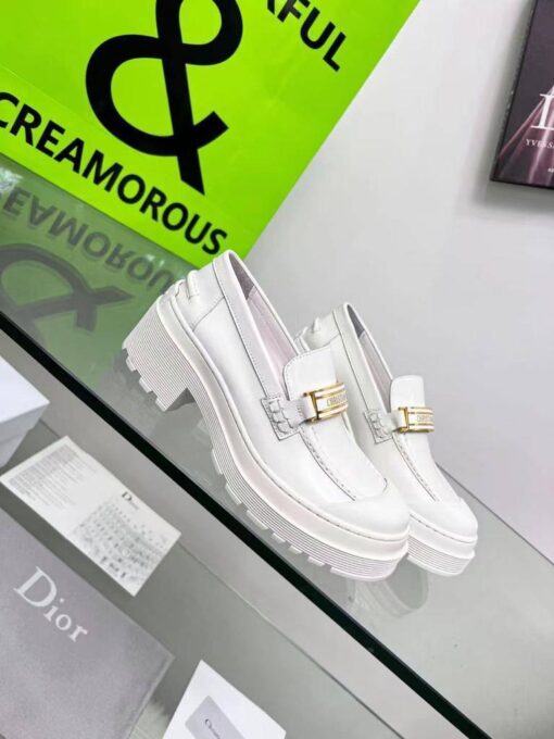 Туфли-лоферы Dior кожаные A113545 с резиновым носком белые - фото 8