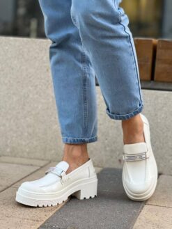Туфли-лоферы Dior кожаные A113545 с резиновым носком белые