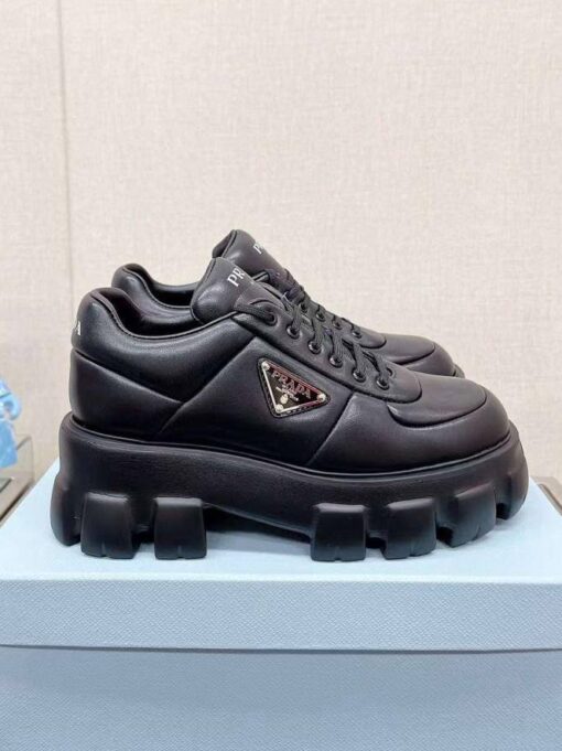 Туфли-ботинки Prada Monolith A113637 чёрные - фото 1