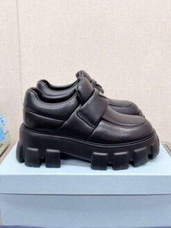 Туфли-ботинки Prada Monolith A113648 чёрные - фото 11