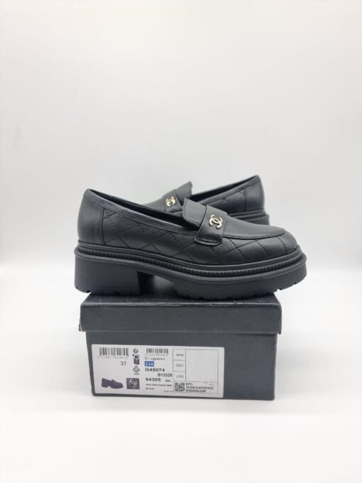 Туфли Chanel A113801 стёганые черные - фото 4