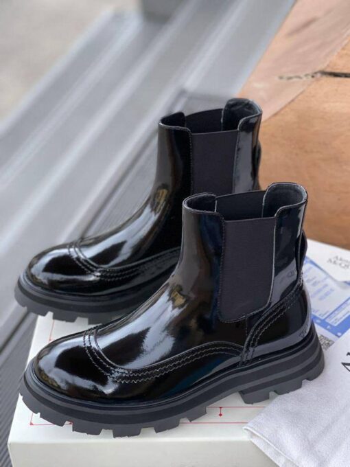 Ботинки женские Alexander McQueen A114597 лакированные чёрные - фото 1