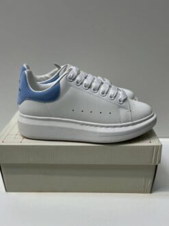 Кроссовки Alexander McQueen Oversized Larry A114856 White Blue - фото 9