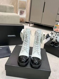 Ботинки женские Chanel A115550 с карманом белые