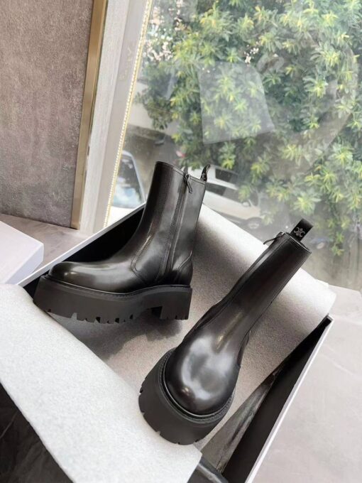 Ботинки Celine Bulky Boots With Zip And Triomphe In Calfskin 352033554C Black - фото 7