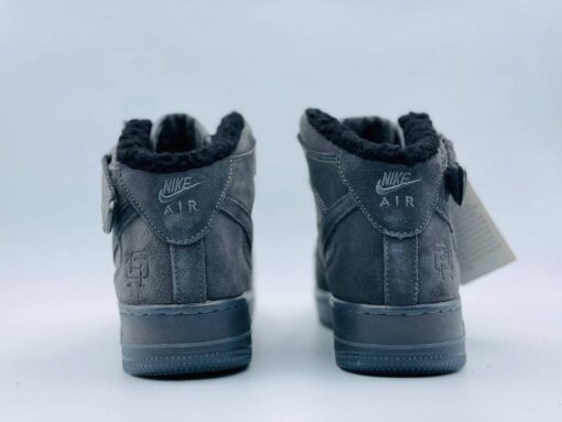 Кроссовки Nike Air Force 1 Mid A117057 Grey зимние с мехом - фото 6