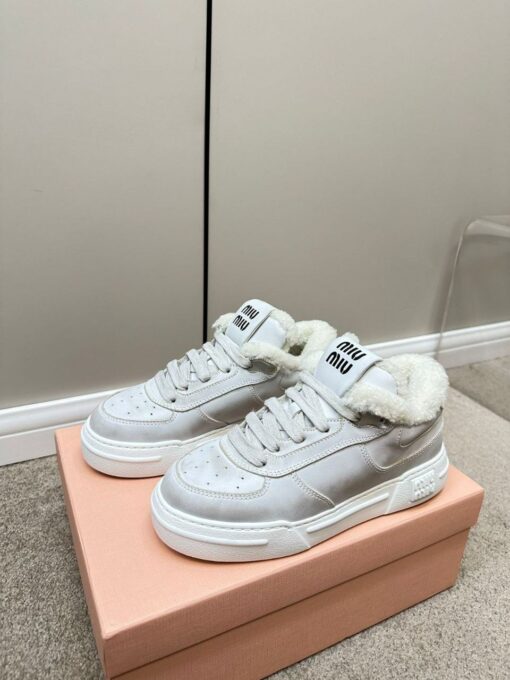 Кроссовки Miu Miu Bleached Leather Sneakers 5E892D Winter Premium White - фото 8