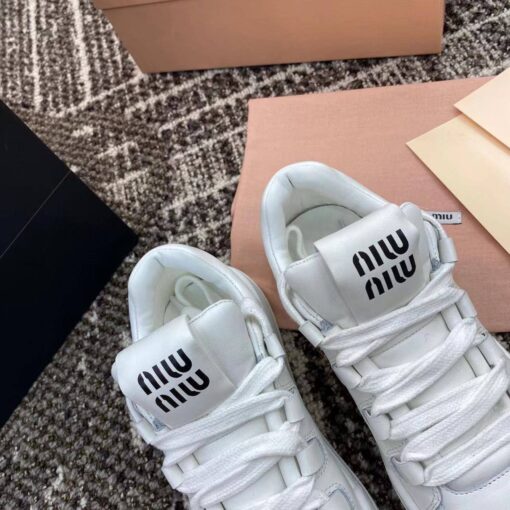 Кроссовки Miu Miu Leather Sneakers 5E912D Premium White - фото 4