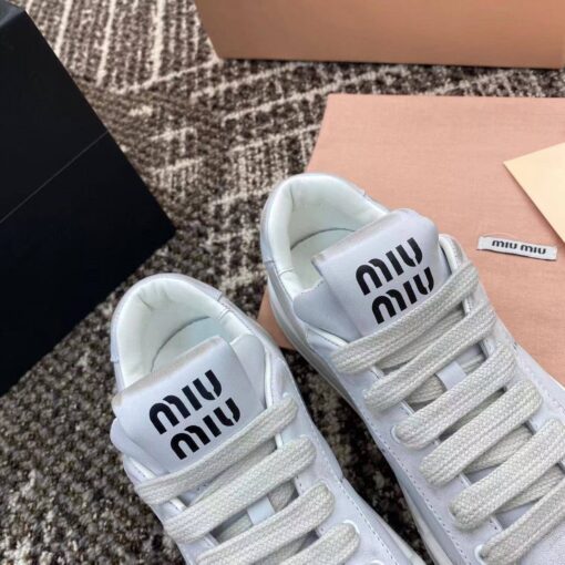 Кроссовки Miu Miu Leather Sneakers 5E916D Premium White - фото 4
