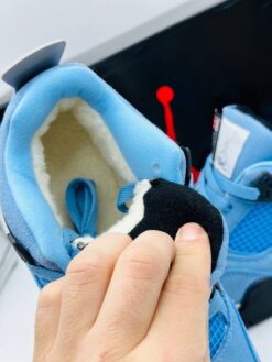 Кроссовки Nike Air Jordan 4 Retro L.Blue зимние c мехом