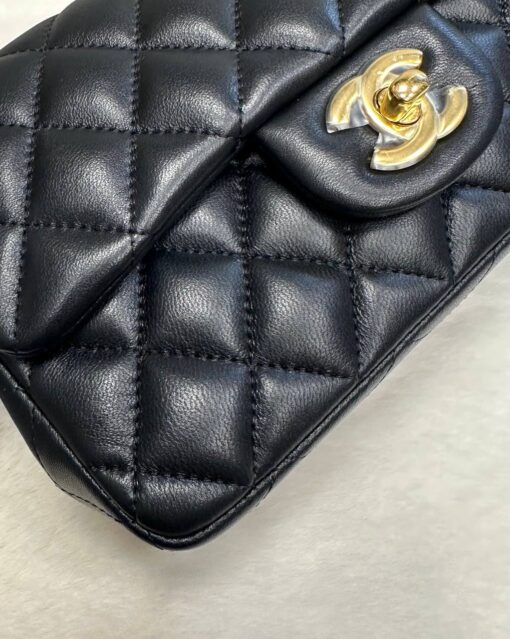 Сумка Chanel Small Classic Handbag 20/10/6 см чёрная - фото 10