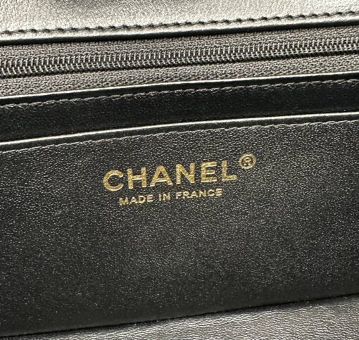 Сумка Chanel Small Classic Handbag 20/10/6 см чёрная - фото 4