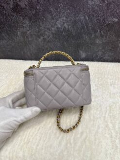 Косметичка Chanel Vanity Case из кожи Caviar 16/10/7 премиум-люкс серая