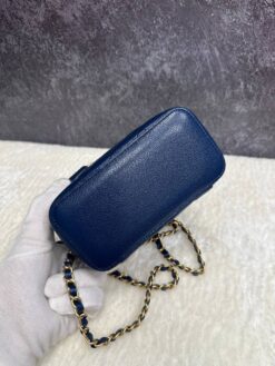 Косметичка Chanel Vanity Case из кожи Caviar 16/10/7 премиум-люкс синяя