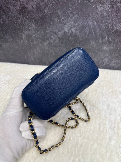 Косметичка Chanel Vanity Case из кожи Caviar 16/10/7 премиум-люкс синяя - фото 8